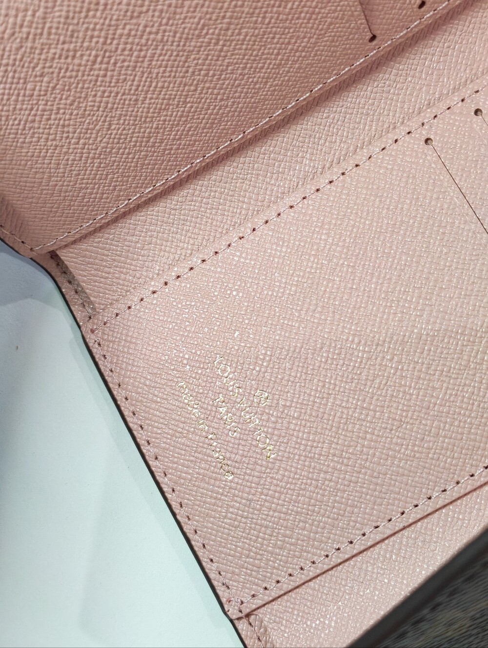 Wallet - Picture 5 of 6